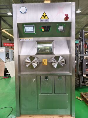 Lichtgewicht hotcells Nuclear Radiation Protection