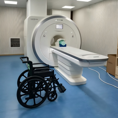 Opvouwbare MRI-compatibele rolstoel met handmatige remmen voor revalidatietherapie