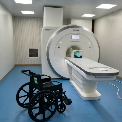 45 cm rugleuning Hoogte vouwbare niet-magnetische rolstoel geschikt voor 3,0 T MRI-kamer Verbetering van de efficiëntie en veiligheid van het vervoer
