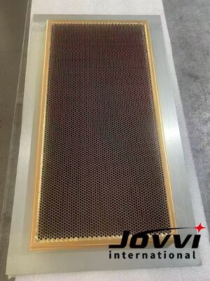 Verwerking van honingraatgolfgeleider-luchtinlaten met celgroottes van 2 mm, 3 mm, 4 mm, 5 mm voor luchtventilatie en EMI-afscherming