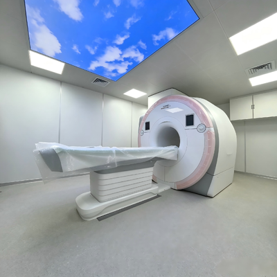 Faradaykooi MRI met 100 dB demping, aanpasbaar aan MRI-kamergrootte en corrosiebestendige koperen panelen